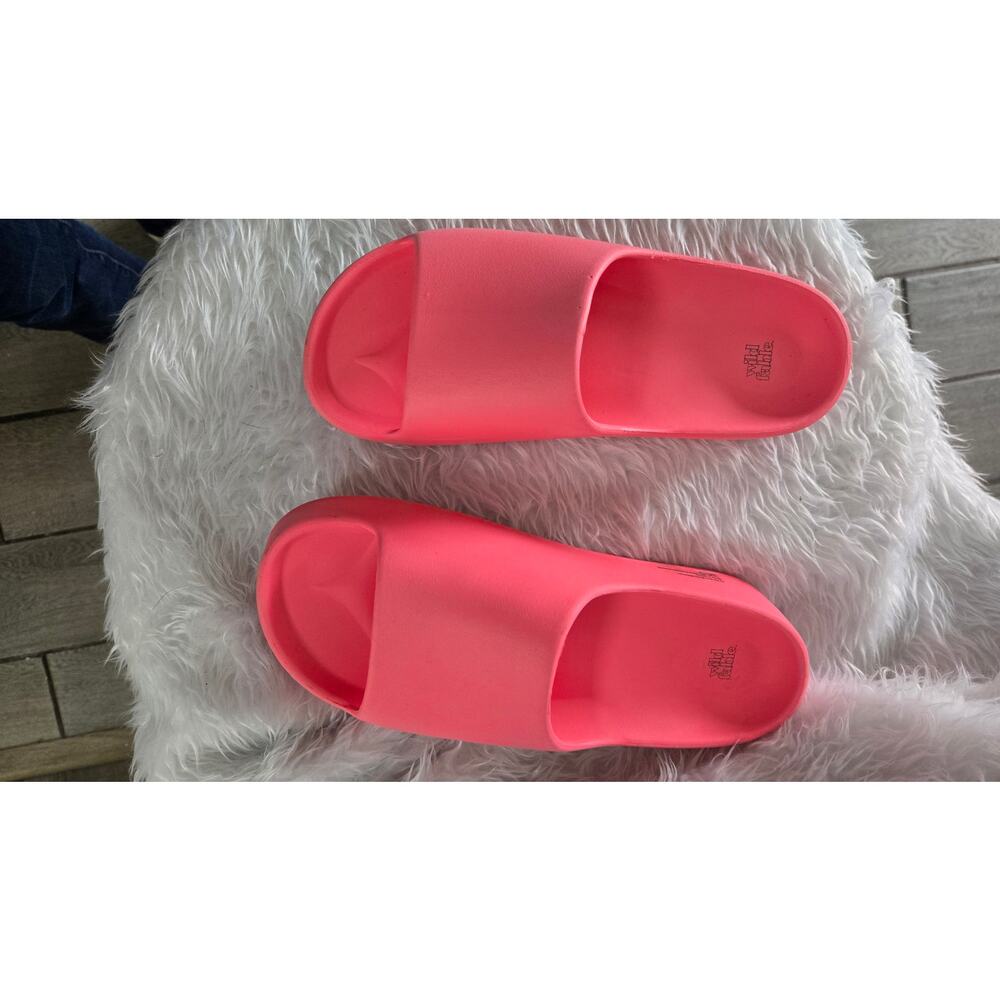 Wild Fable Pink Foam Slides Size 10 | Comfy Lightweight Sandals